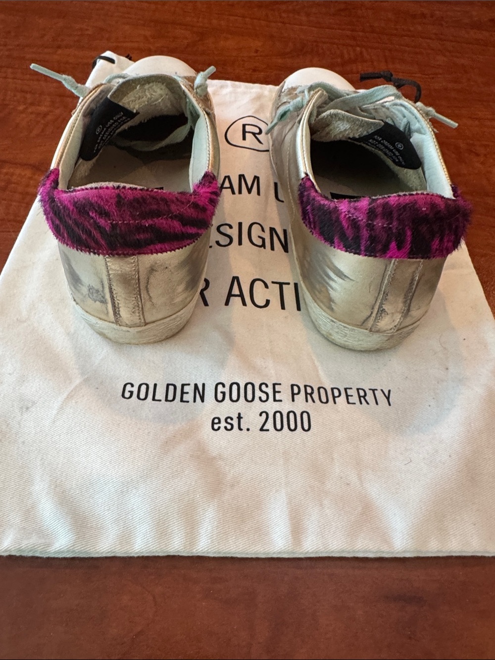 Golden Goose Silver Leather Sneakers with Black Star and Pink Heel - Picture 3 of 4